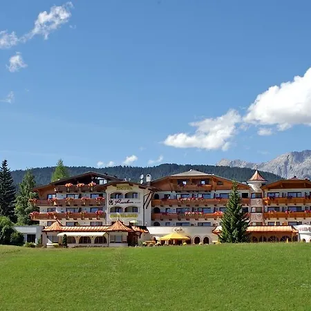 Residenz Hochland 4* Seefeld w Tirolu