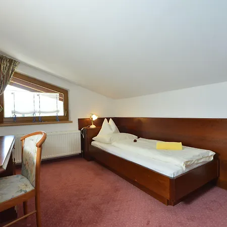 Residenz Hochland 4* Seefeld w Tirolu