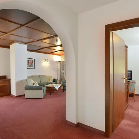 レジデンツ ホックランド ホテル ゼーフェルト・イン・チロル