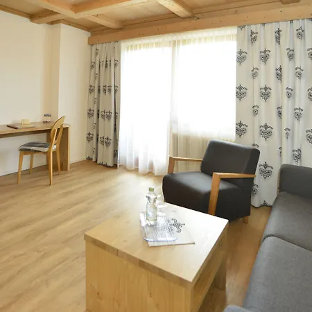 Residenz Hochland Hotel Seefeld w Tirolu