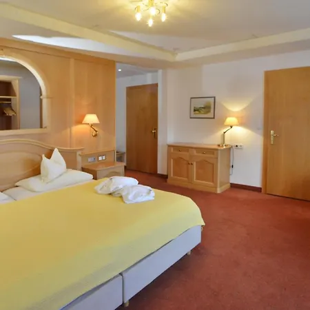 Residenz Hochland Ξενοδοχείο Ζέεφελντ
