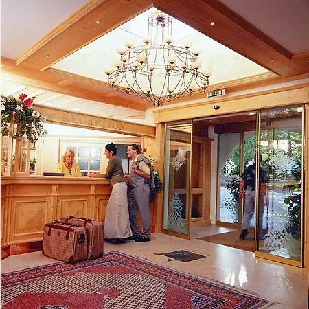 Residenz Hochland 4* Ζέεφελντ