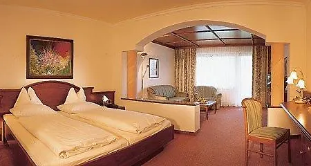 Residenz Hochland Ξενοδοχείο Ζέεφελντ