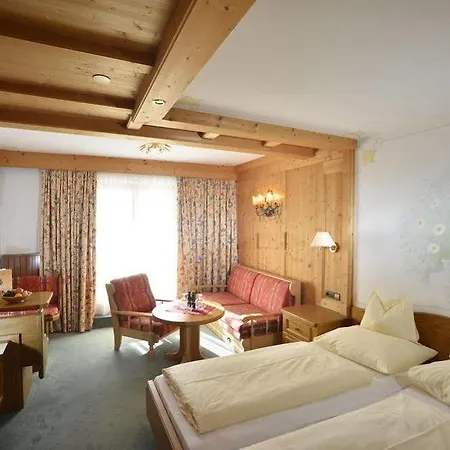 Residenz Hochland Ξενοδοχείο 4*