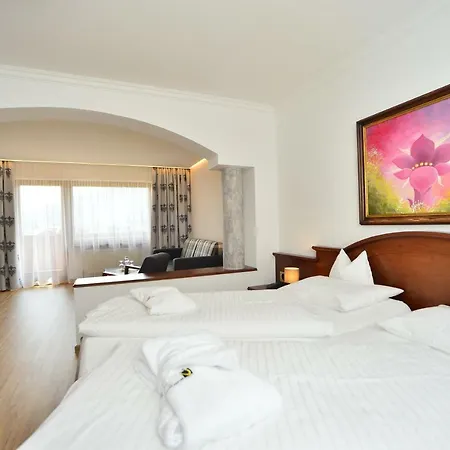 Residenz Hochland 4* Ζέεφελντ